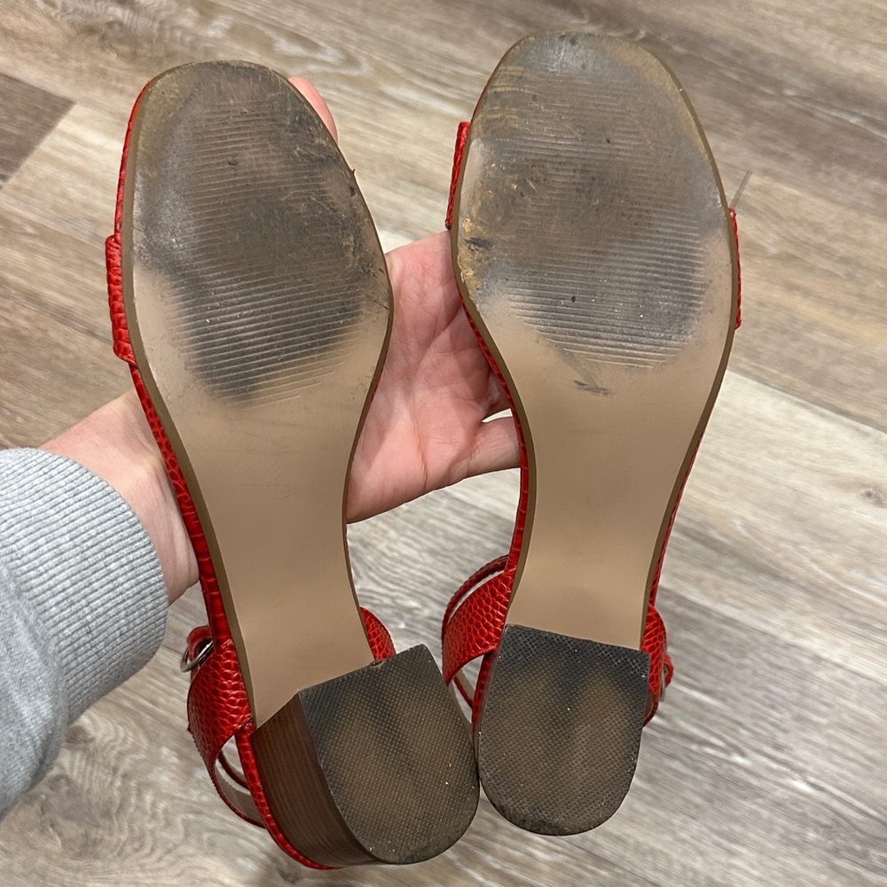 Aqua Red Croc-Patterned Heels - Picture 14 of 14